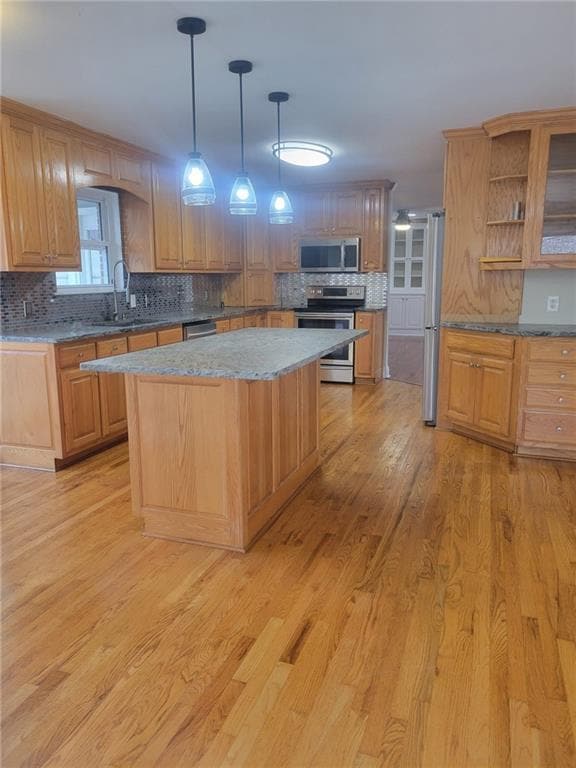 Building Photo - 3370 Westbrook Rd