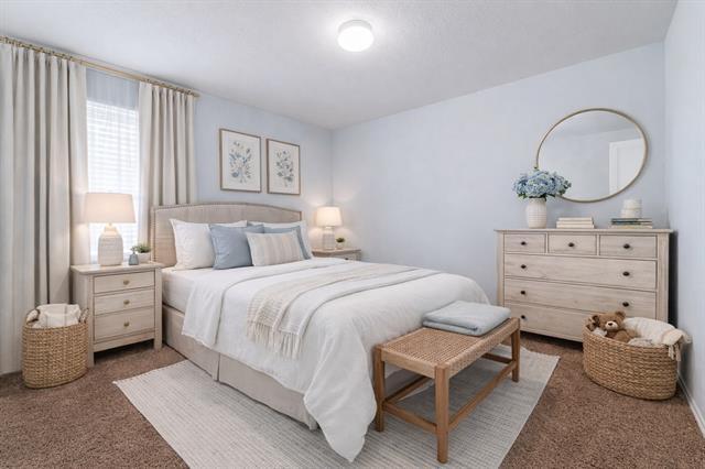 Building Photo - 914 Decker Dr