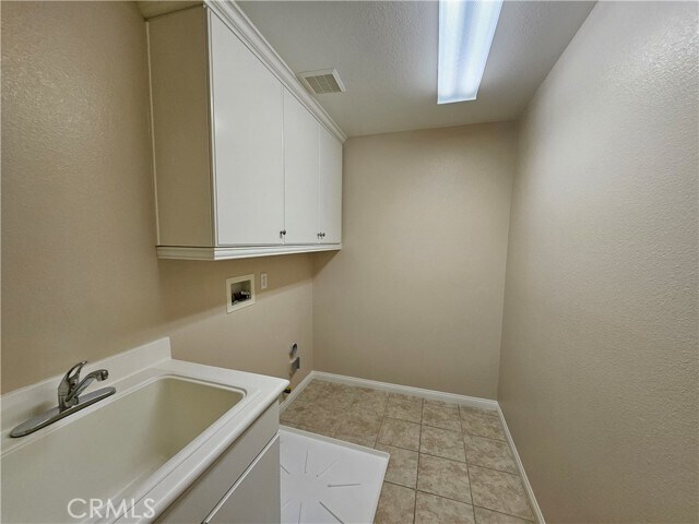 Building Photo - 27444 Brandon Ln