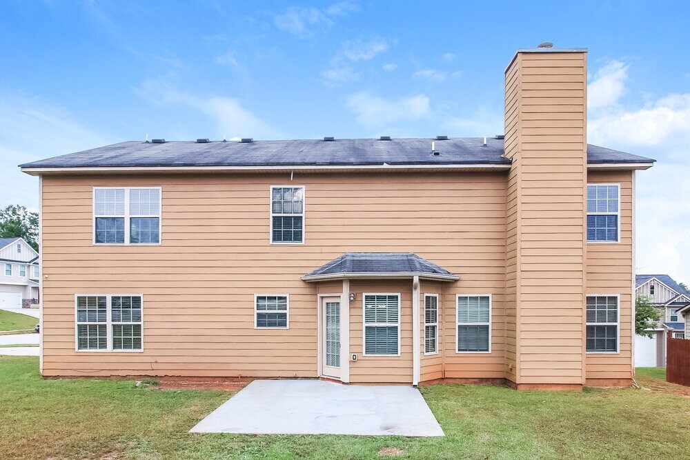 Building Photo - 565 McGiboney Ln