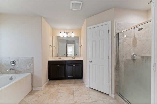 Building Photo - 18911 Elrington Creek Ct