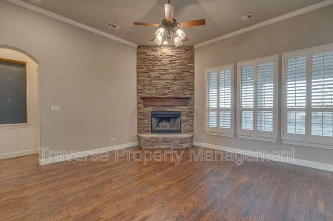 Building Photo - 10280 Mustang Downs Dr