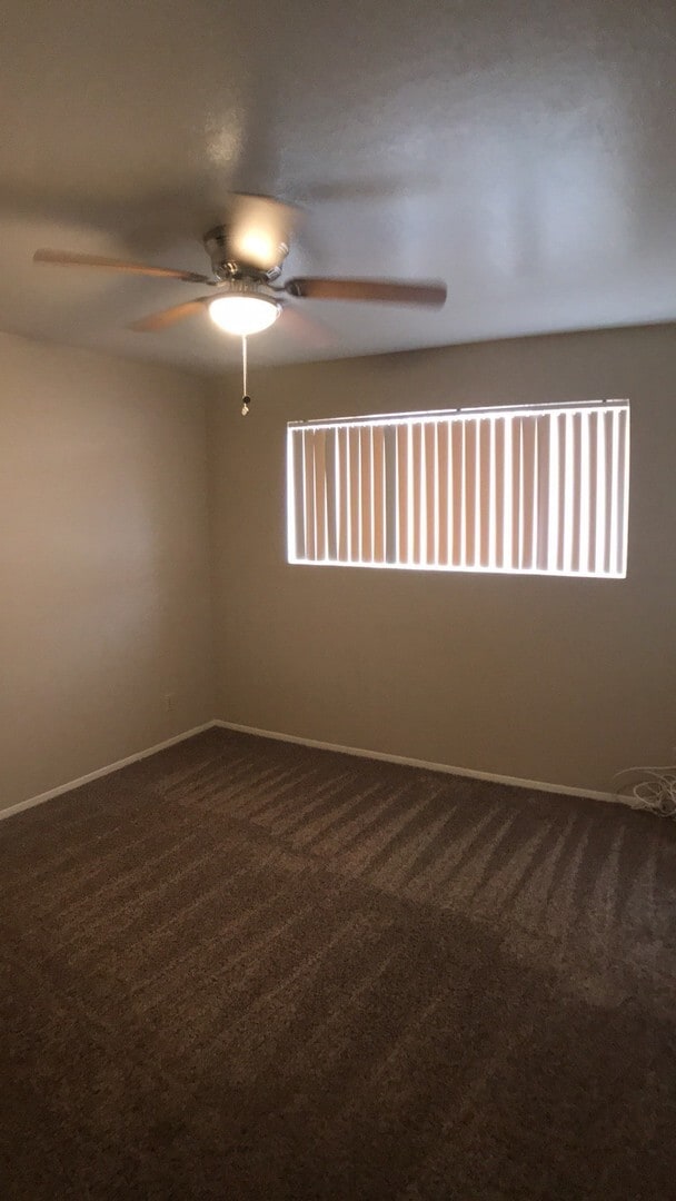 Building Photo - Check  Out This Charming 3 bedroom 2 bathroom in South Scottsdale Neighborhood!