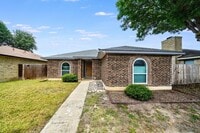 Building Photo - Charming 2-bed, 2-bath home in Universal C...