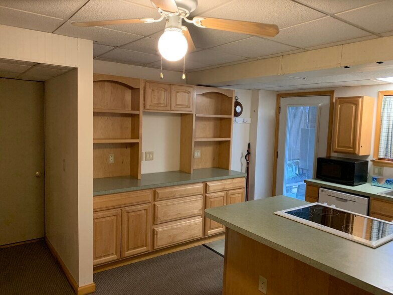 Building Photo - 2630 Stockholm St