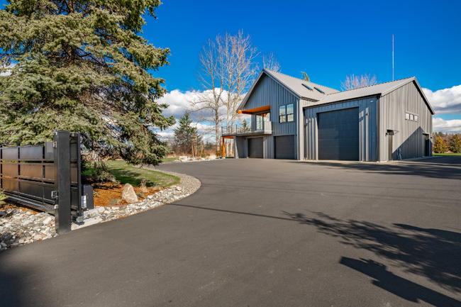 Building Photo - 8638 Harborview Rd