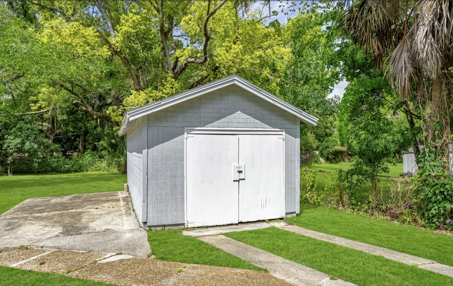 Building Photo - 6716 Perry St