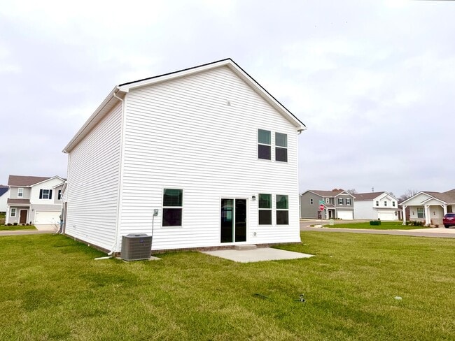 Building Photo - 900 Moray Ln