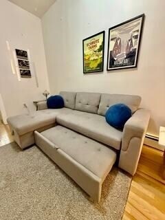 Building Photo - 1138 Summit Ave