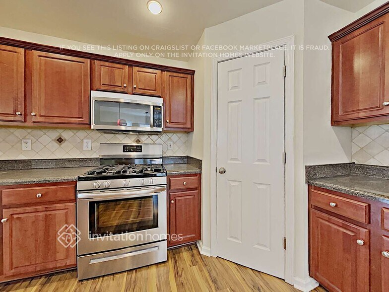 Building Photo - 207 Scanlon Rd