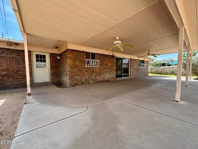 Building Photo - 3027 Dublin Rd