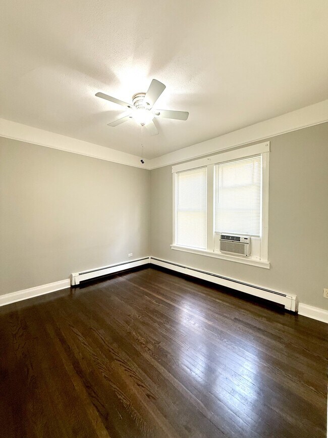 Building Photo - 2308 N Monticello Ave