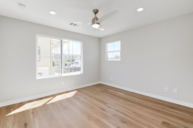 Building Photo - 2540 Chamomile Ln