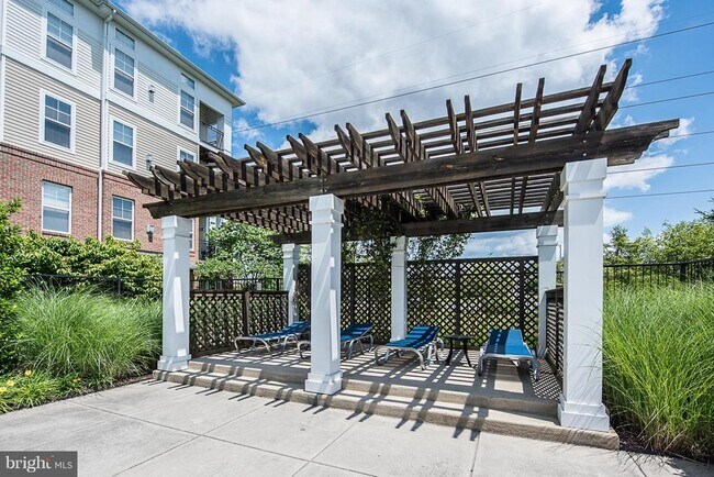 Building Photo - 3830 Lightfoot St