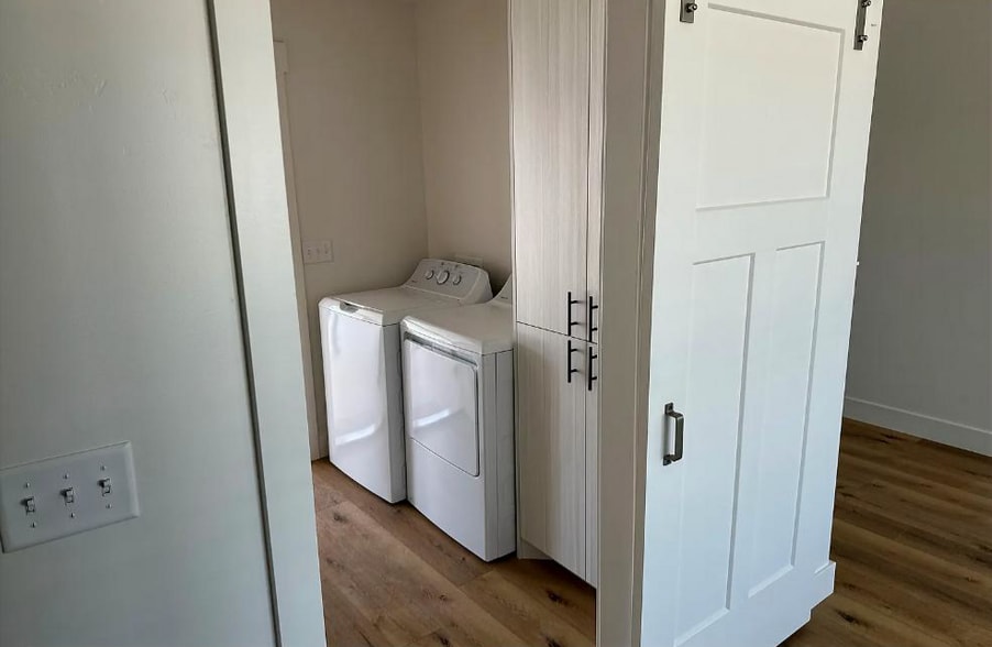 Building Photo - 523 W 1150 N