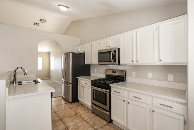 Building Photo - 3742 St Peter Ct