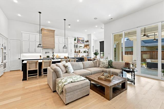 Building Photo - 2432 Casia Lndg