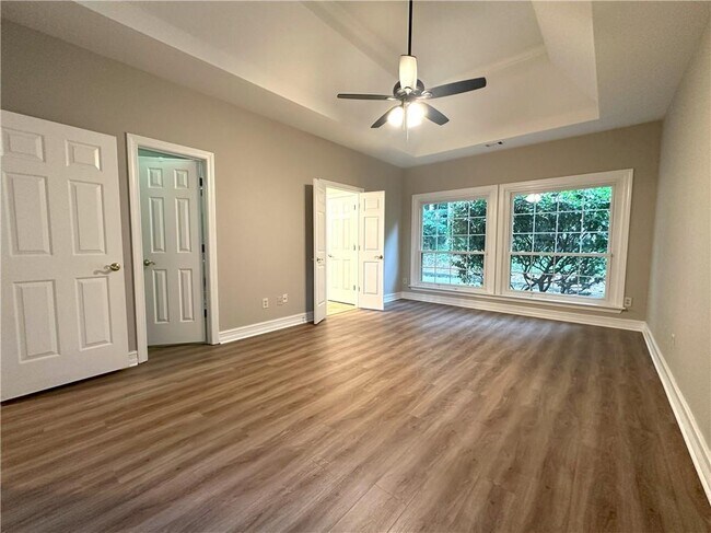 Building Photo - 1015 Allenbrook Ln