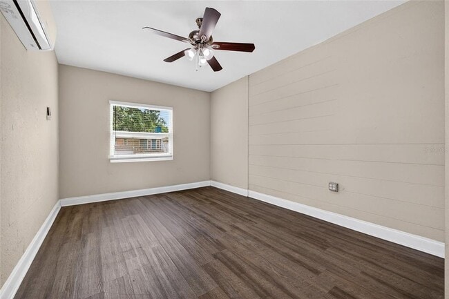 Building Photo - 4621 25th Ave S