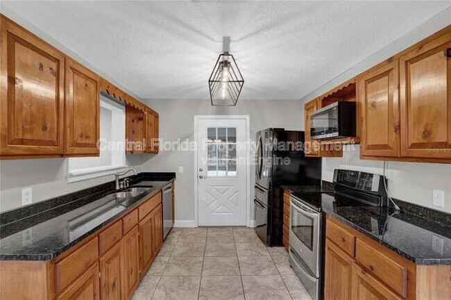 Building Photo - 7917 Carolina Ln