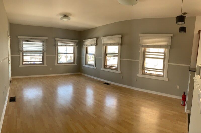 Building Photo - 2245 Curlew St