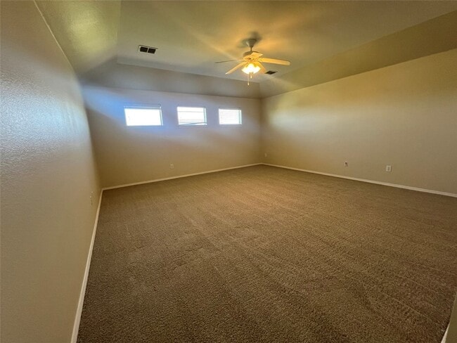 Building Photo - 15632 Gatehouse Dr