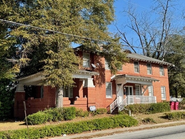 Building Photo - 1096 Hillyer Ave