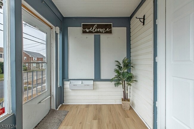 Building Photo - 1442 Highland Ave