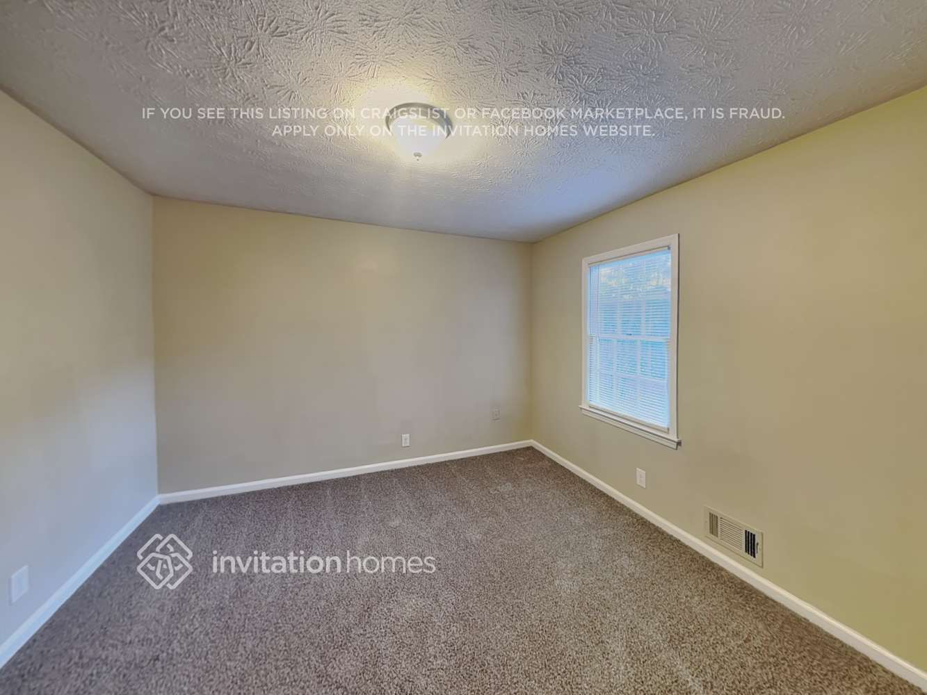 Building Photo - 1330 Timbercrest Ct