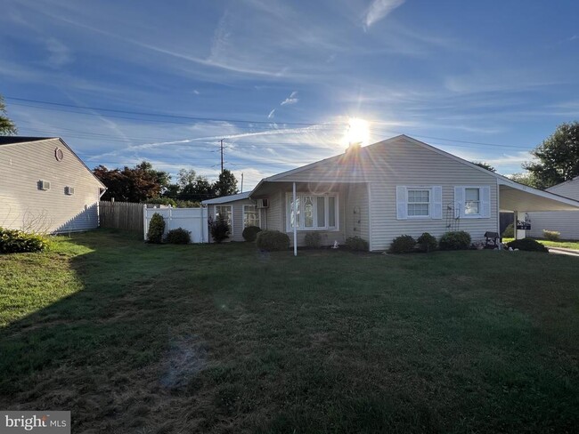 Building Photo - 22 Gable Hill Rd