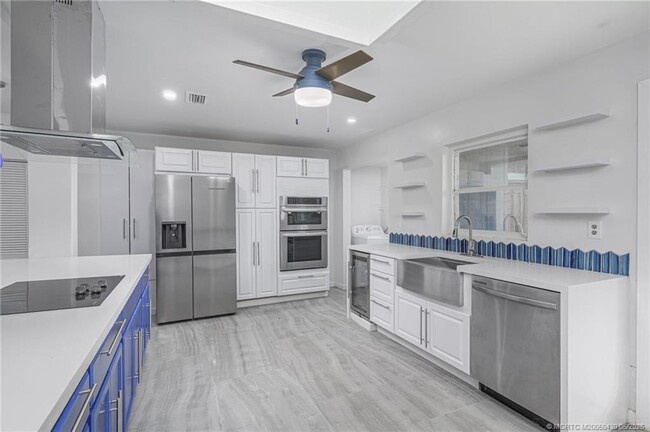 Building Photo - 7007 S Indian River Dr