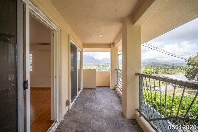 Building Photo - Available Now! Studio / 1 BA / 1 Parking stall in Kailua