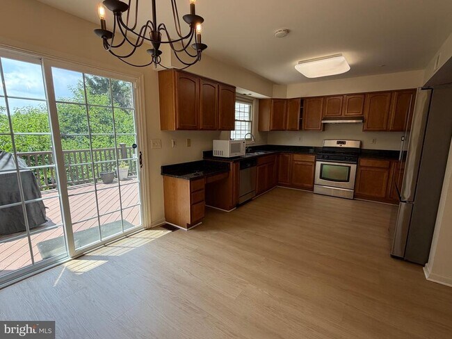 Building Photo - 10159 Treble Ct