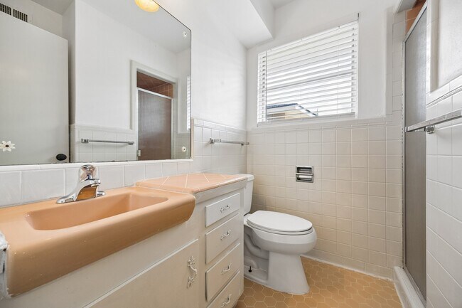 Building Photo - 4126 Martinshire Dr