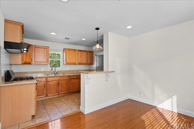 Building Photo - 4627 W 164th St