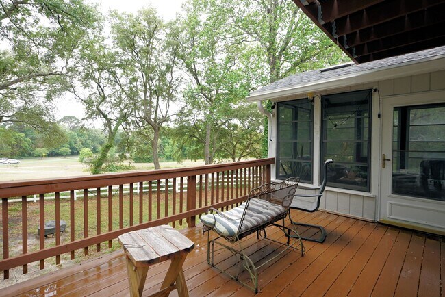 Building Photo - Updated 4 bedroom home in Bluewater Bay!