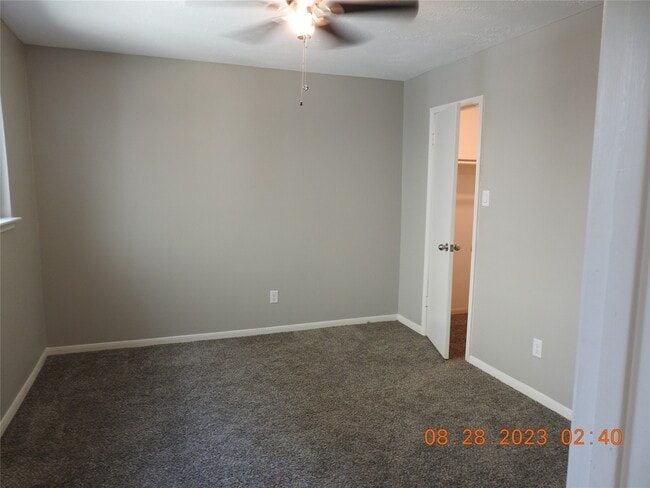 Building Photo - 22 Chapparal Ct