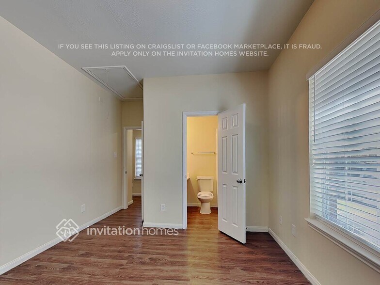 Building Photo - 6425 Mountain Pines Ln