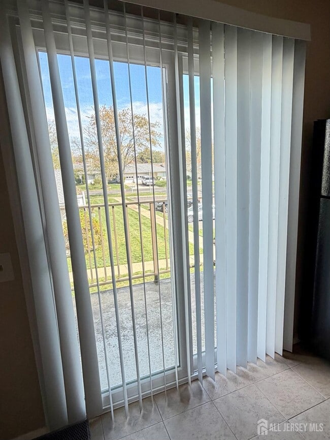 Building Photo - 808 Sewell Rd