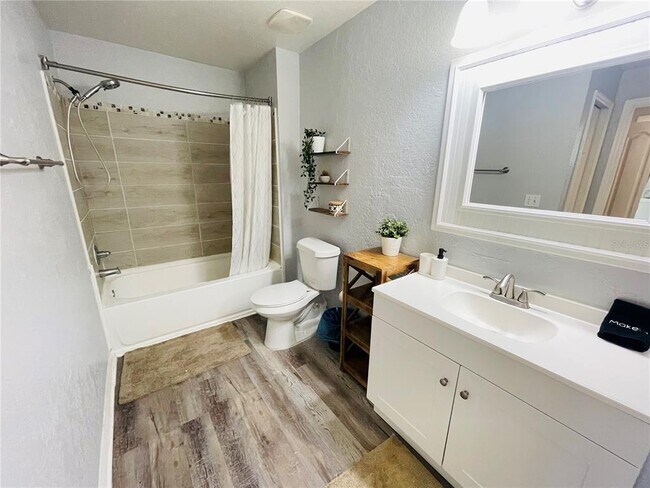 Building Photo - 3006 Bonfire Beach Dr