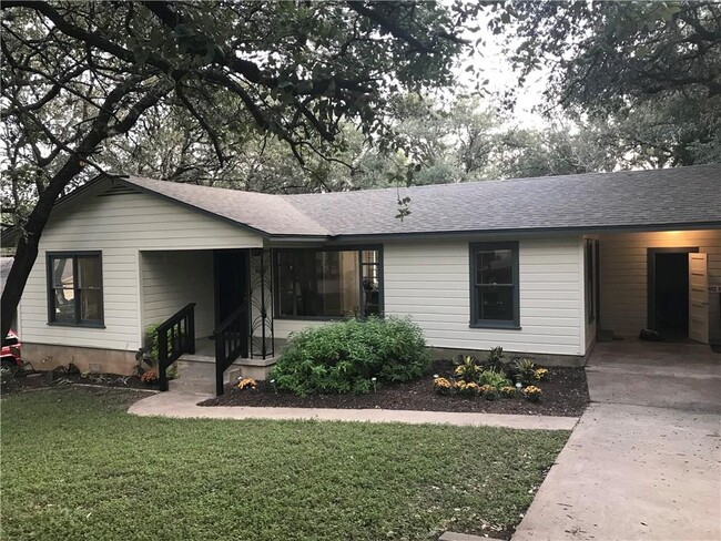 Building Photo - 1603 Lightsey Rd