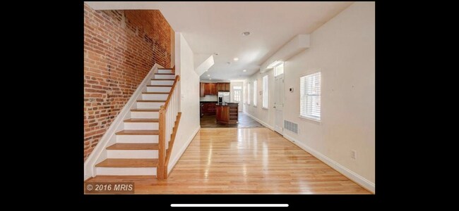 Building Photo - 3 Bed - Pets Allowed Near Patterson Park