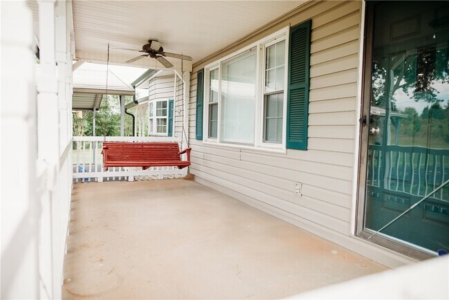 Building Photo - 1251 SC-59