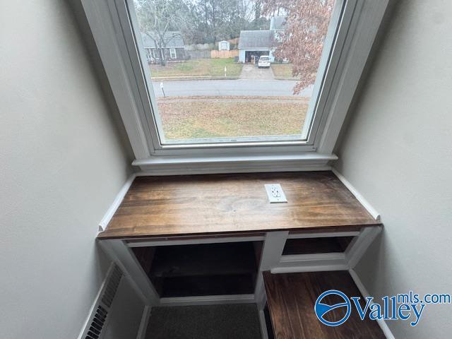 Building Photo - 2034 Rosebury Ln SW