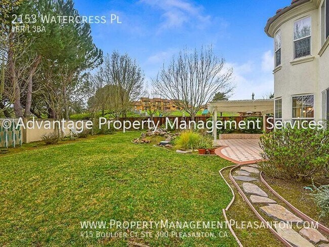 Building Photo - 2153 Watercress Pl