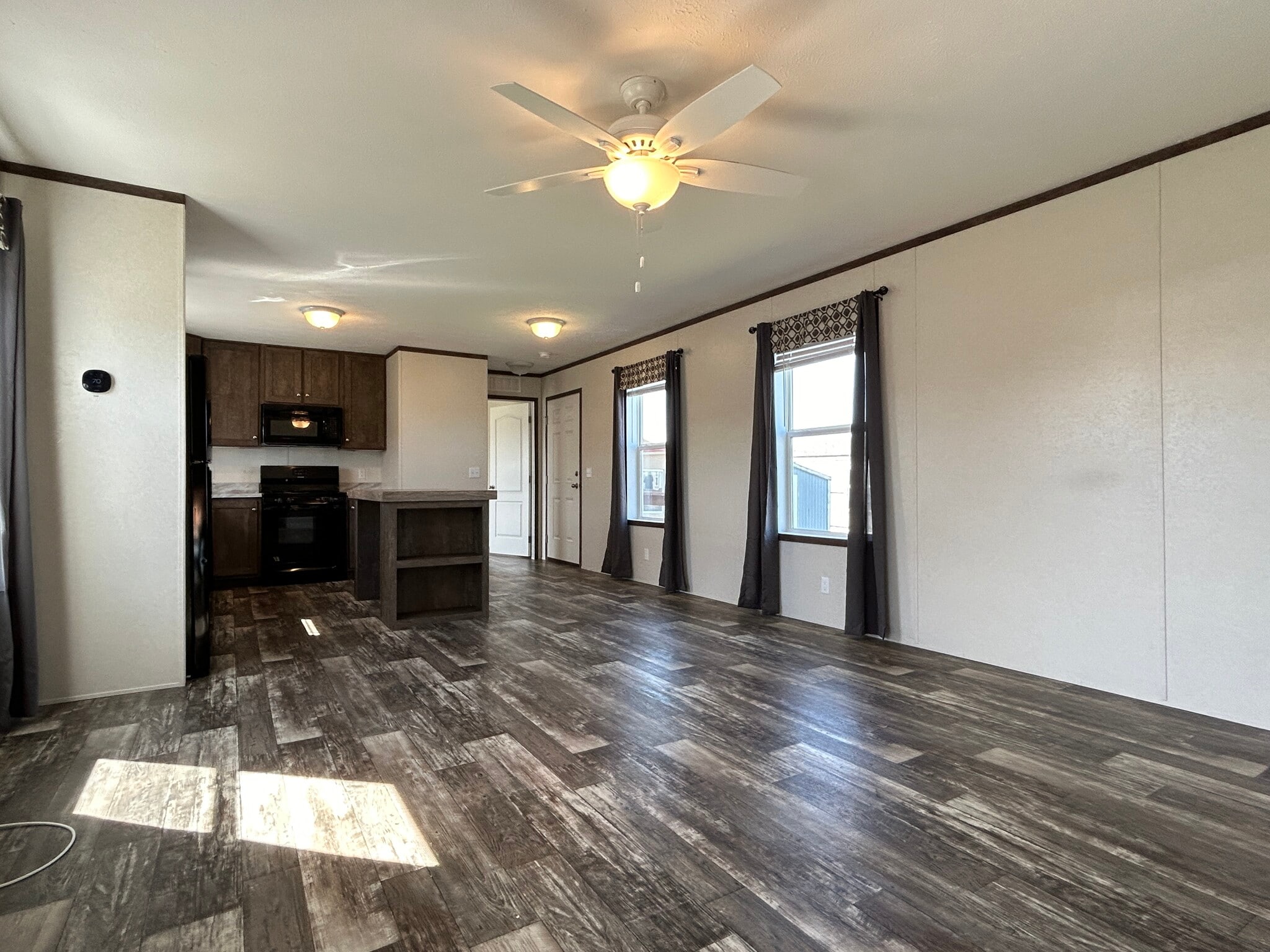 Building Photo - 18 Skeena St