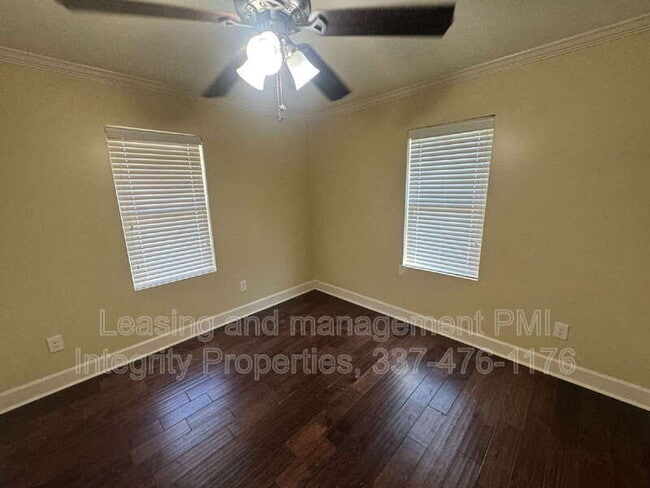 Building Photo - 834 Vatican Rd