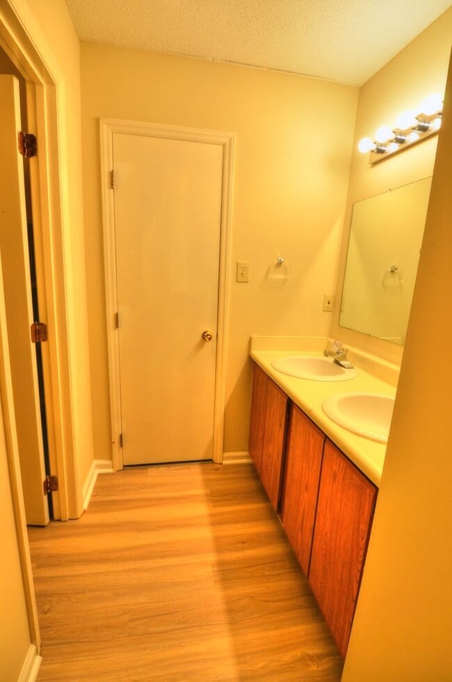 Building Photo - Walk to Downtown Carrboro From This End Unit Townhome!
