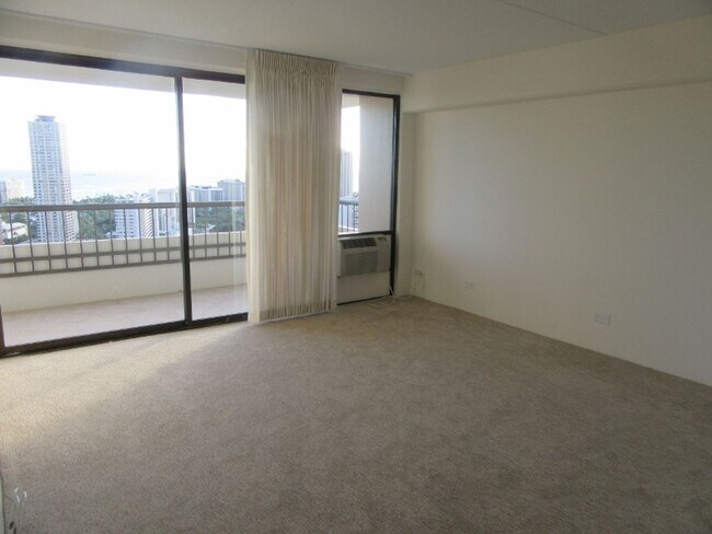Building Photo - 2 Bed 2 Bath 1 Parking at Marco Polo Apartments, Amazing Views 28th Floor!!!