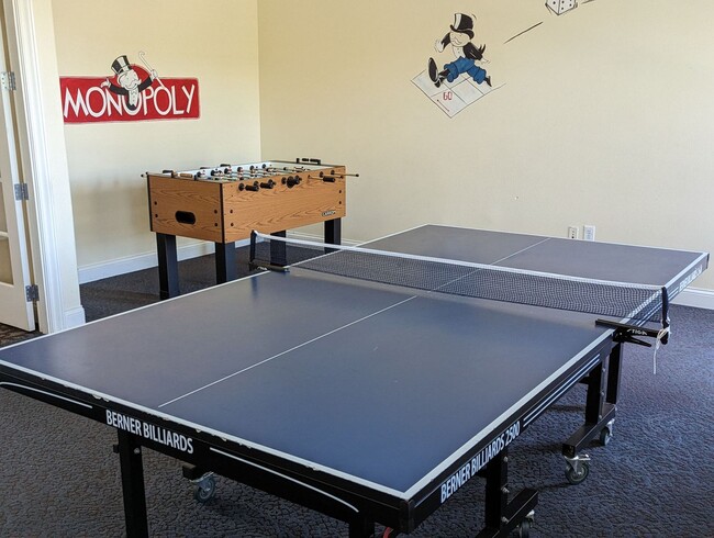 Building Photo - 8150 Spirit St